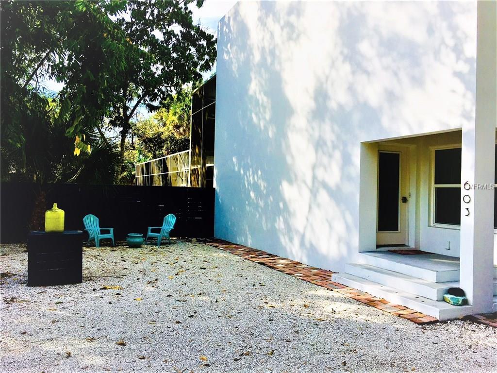 603 42ND Street - Photo 1
