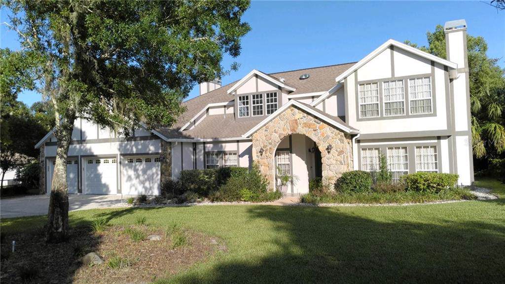 335 Saxon Boulevard - Photo 1