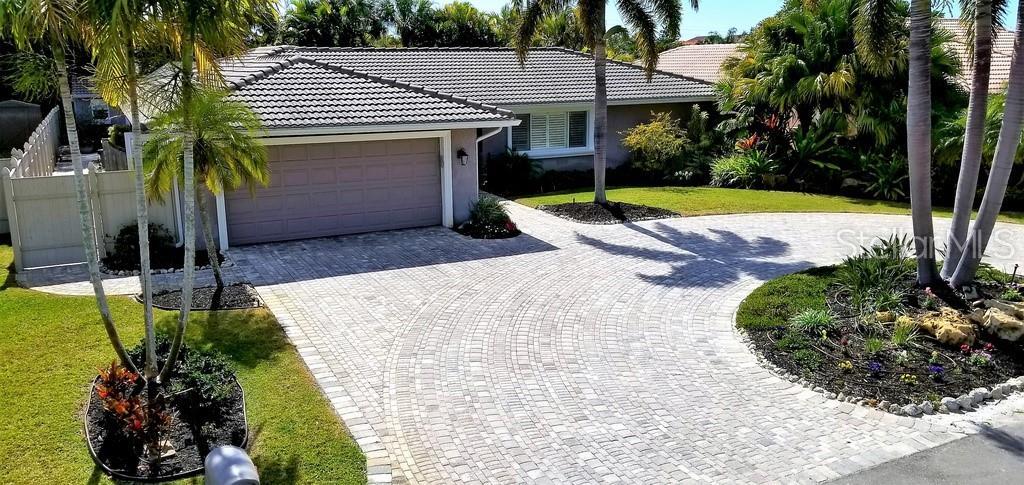 433 Baynard Drive - Photo 1