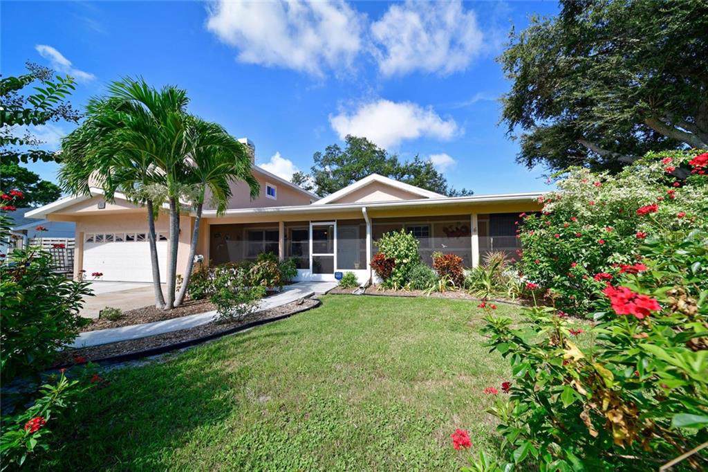 916 66TH Street - Photo 1