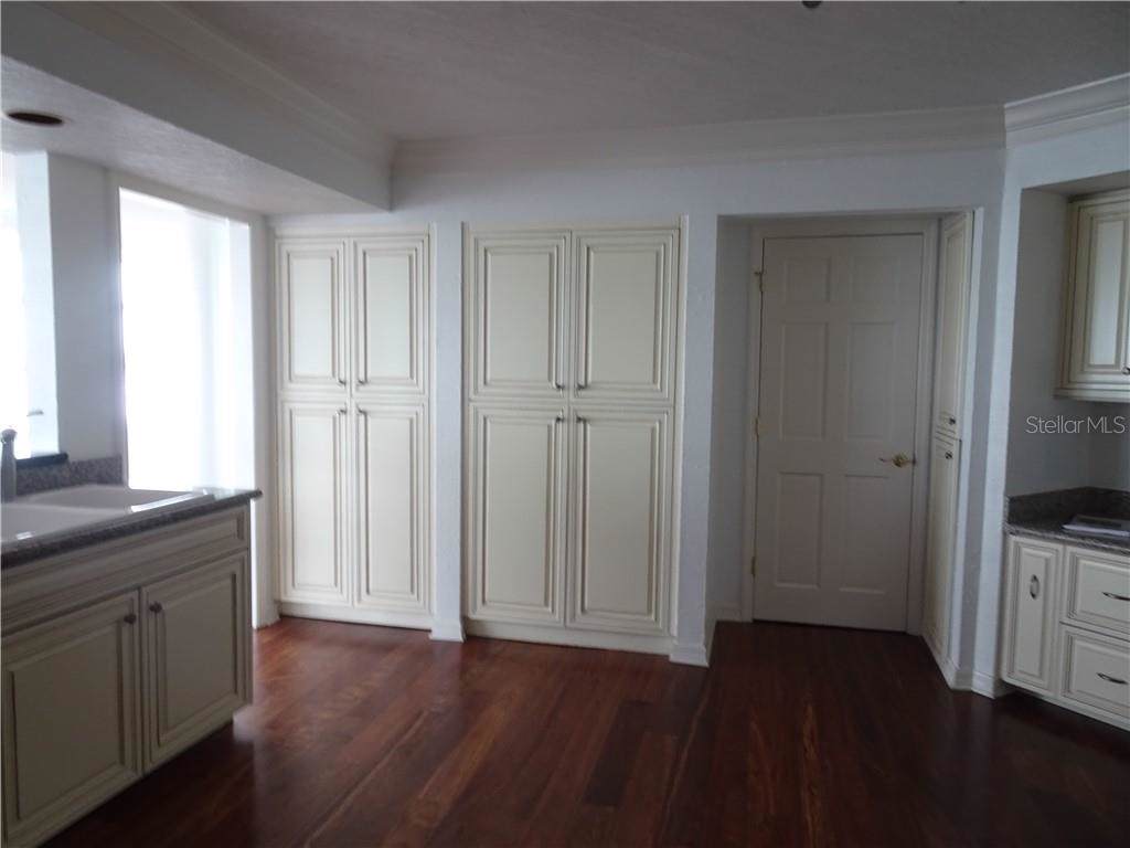 988 Blvd Of The Arts - Photo 1