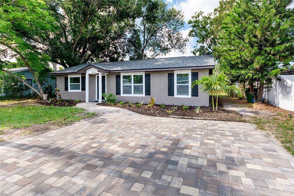 2916 Oak Street - Photo 1