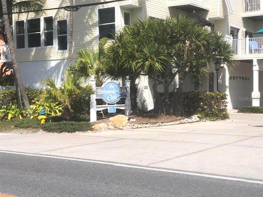 1433 Gulf Drive - Photo 1
