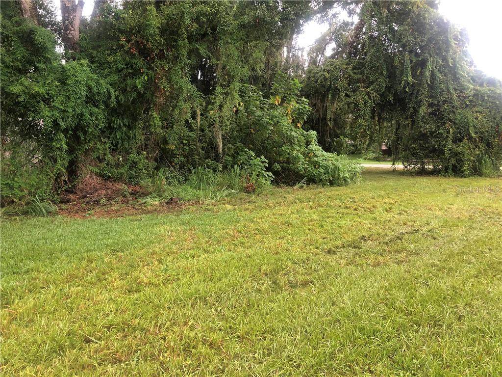 3925 Bell Avenue - Photo 1