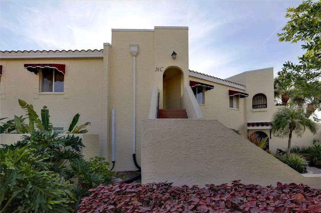 6101 34TH Street - Photo 1