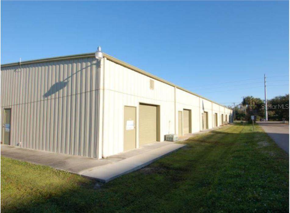 976 River Road - Photo 1