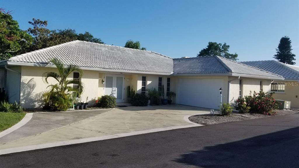 1 Casa Rio Drive - Photo 1