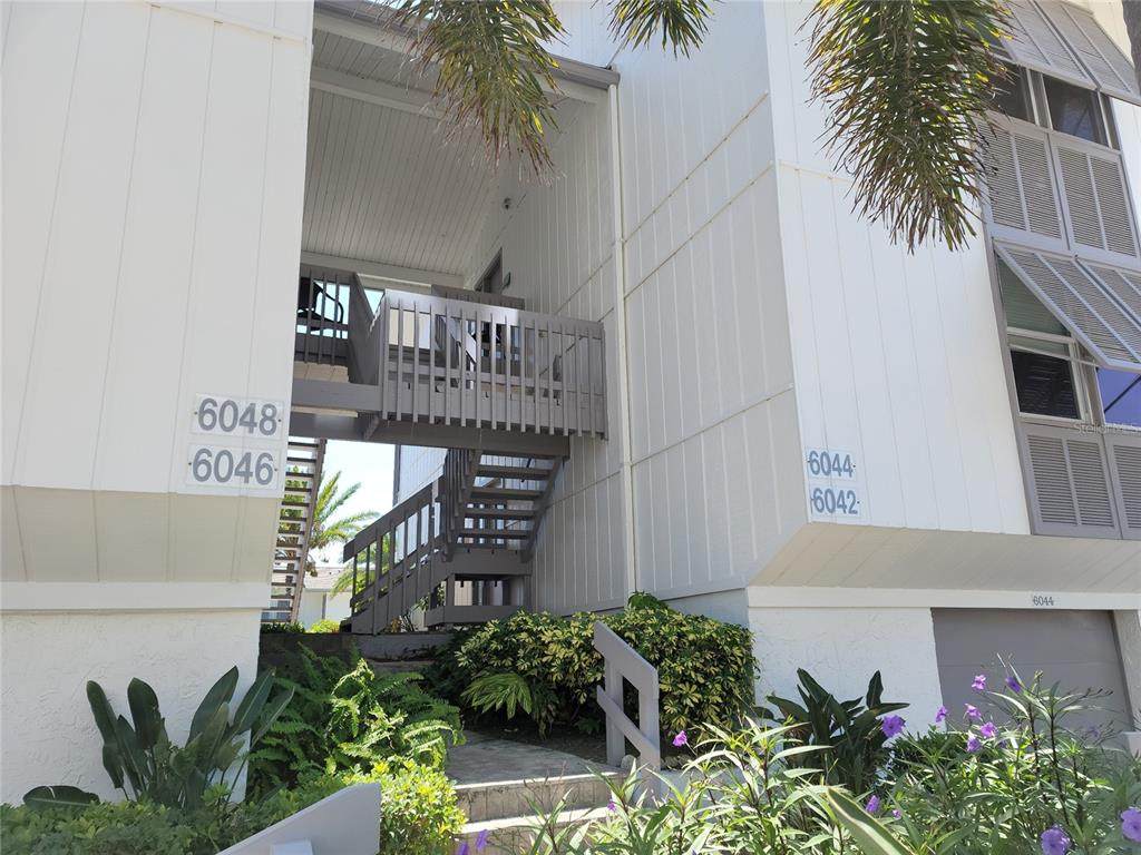 6044 Peppertree Way - Photo 1