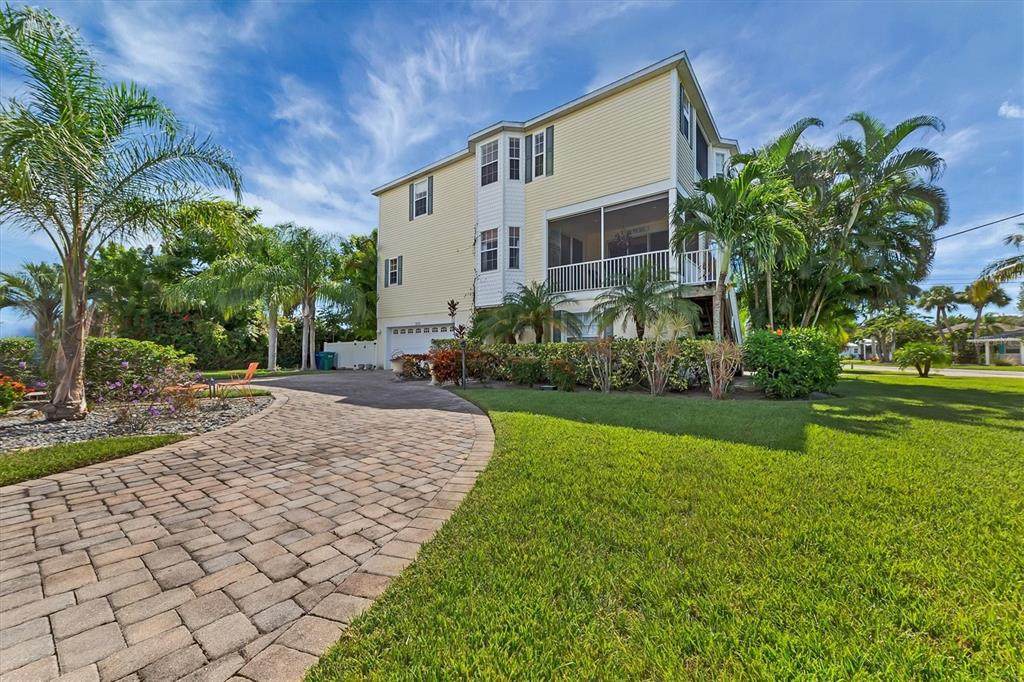 303 58TH Street - Photo 1