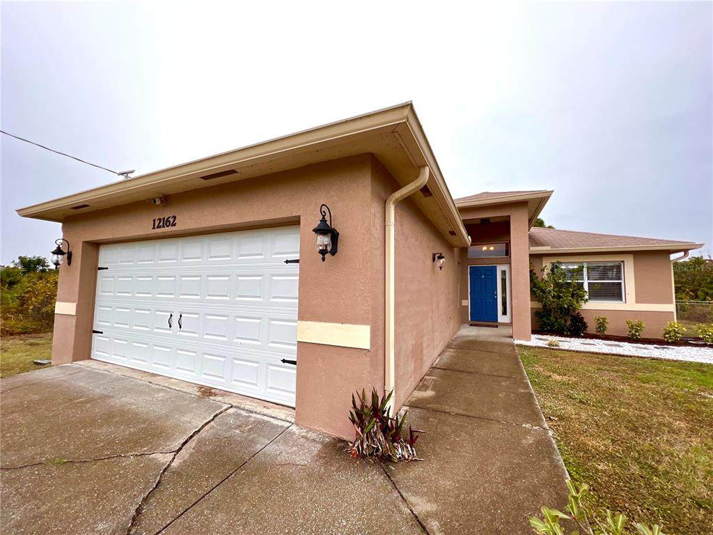 12162 Foresman Boulevard - Photo 1