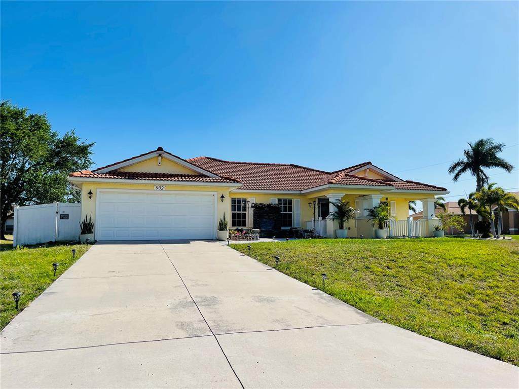 902 15TH Terrace - Photo 1