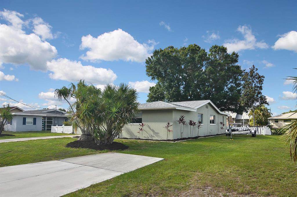 133 Francis Drive - Photo 1