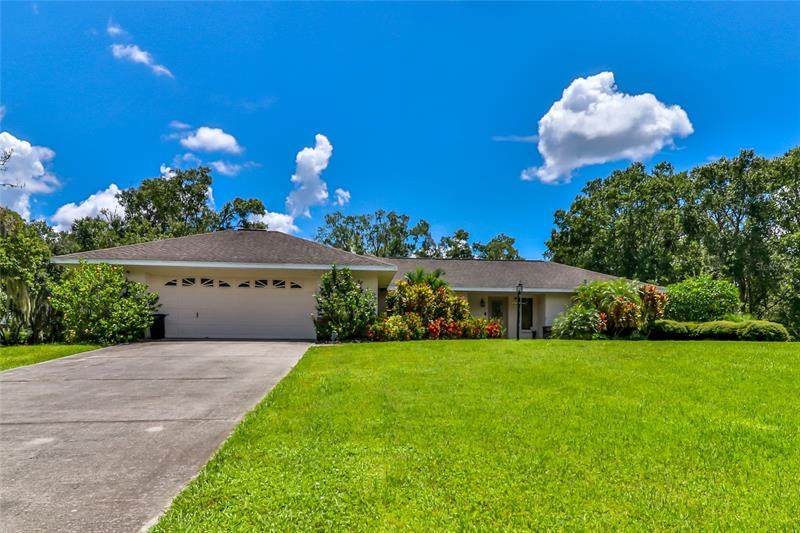 6053 Ravenwood Drive - Photo 1
