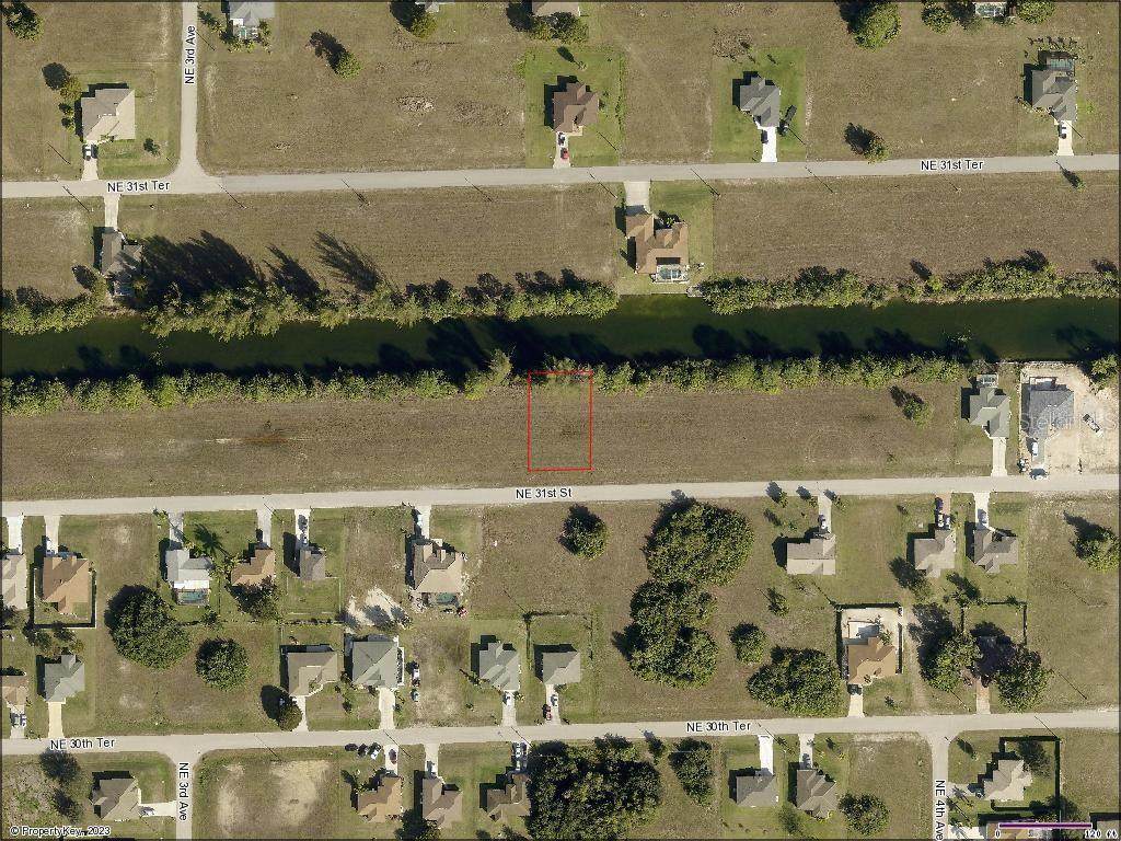 323 31ST Street - Photo 1