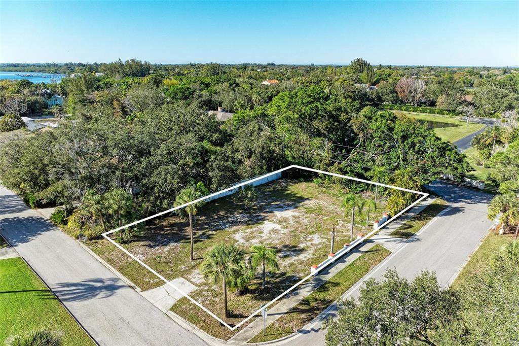210 77TH Street - Photo 1
