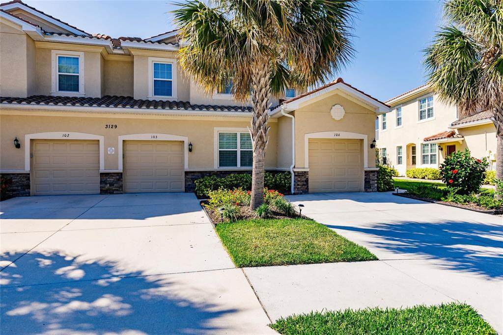 3129 Oriole Drive - Photo 1