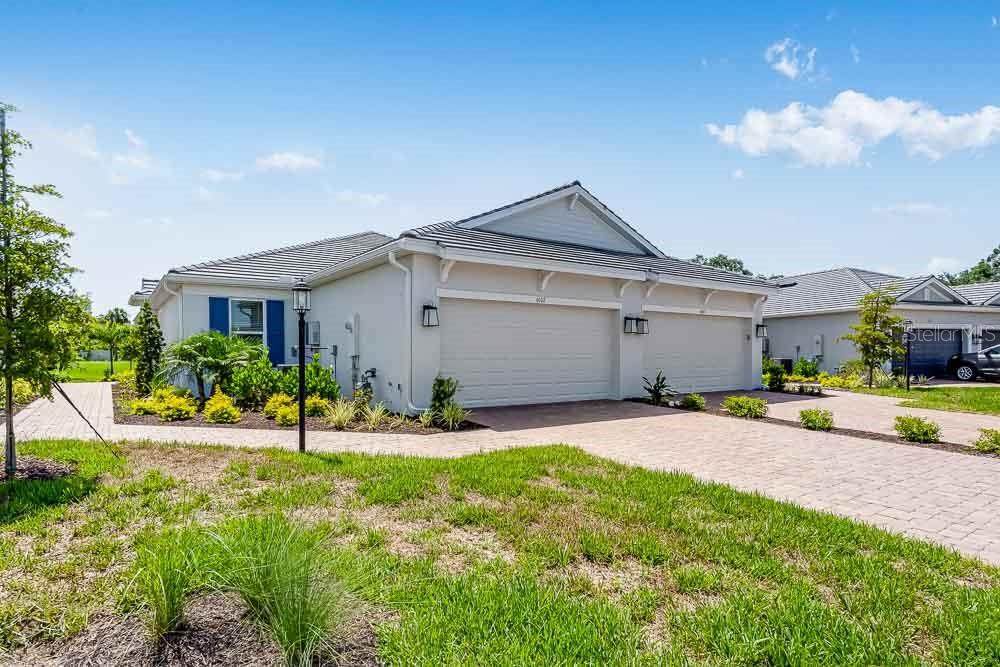 6107 Mesa Glen - Photo 1