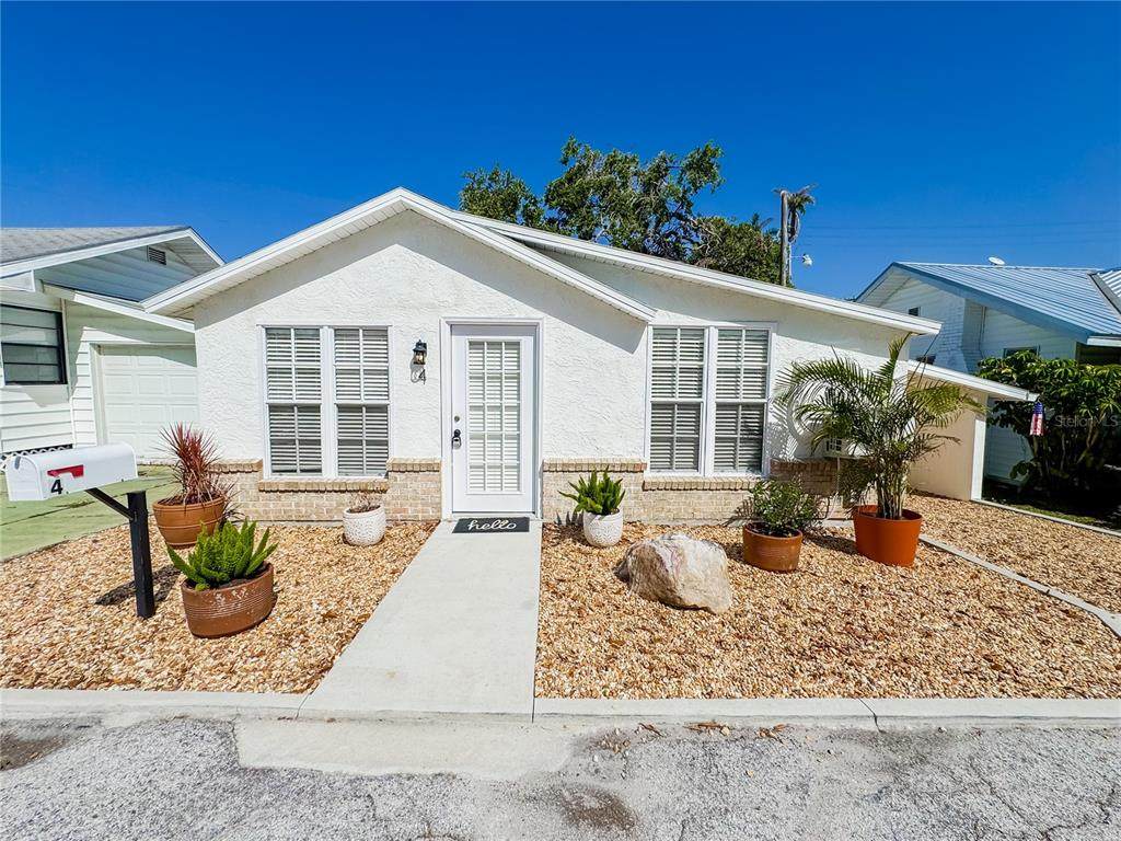 4 Braden Castle Drive - Photo 1