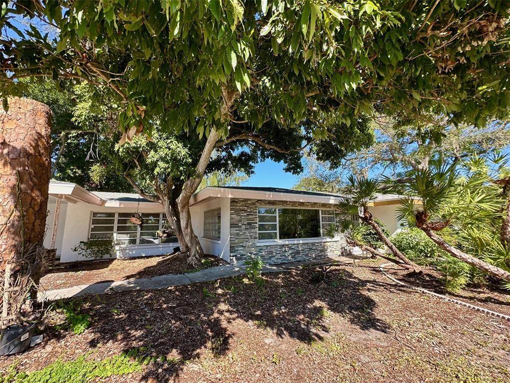 3466 Tanglewood Drive - Photo 1