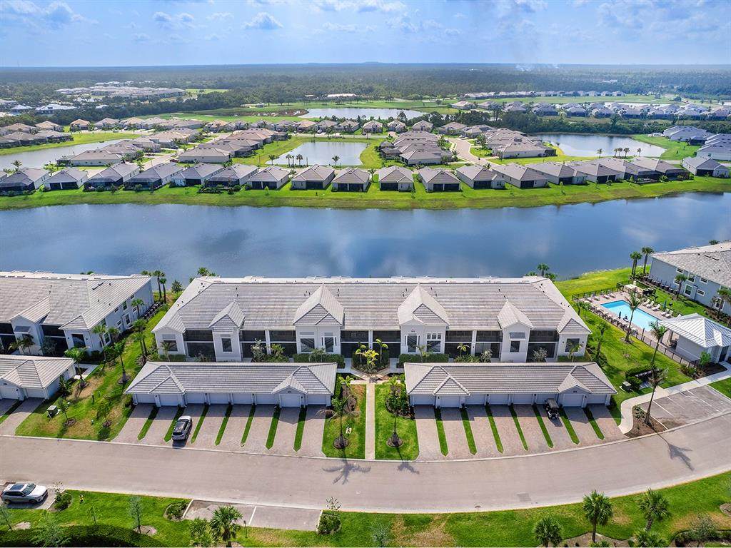 14214 Heritage Landing Boulevard - Photo 1