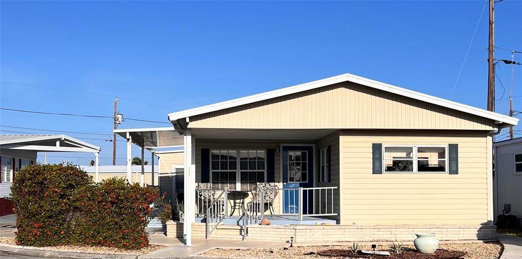 112 Park Terrace - Photo 1