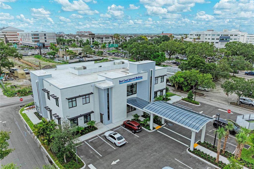 201 5TH AVENUE Drive - Photo 1