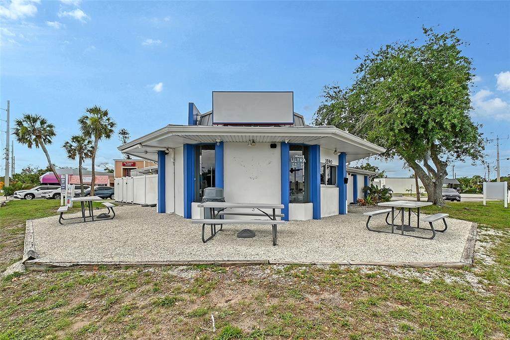 3590 Webber Street - Photo 1