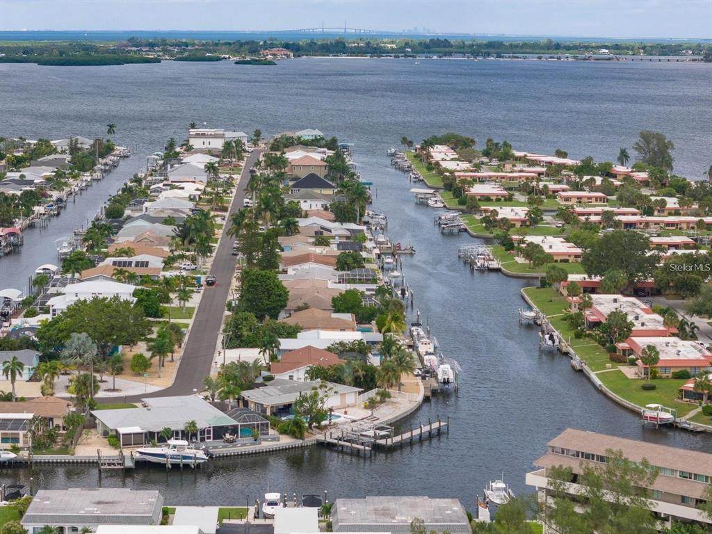 9810 Dorado Avenue - Photo 1