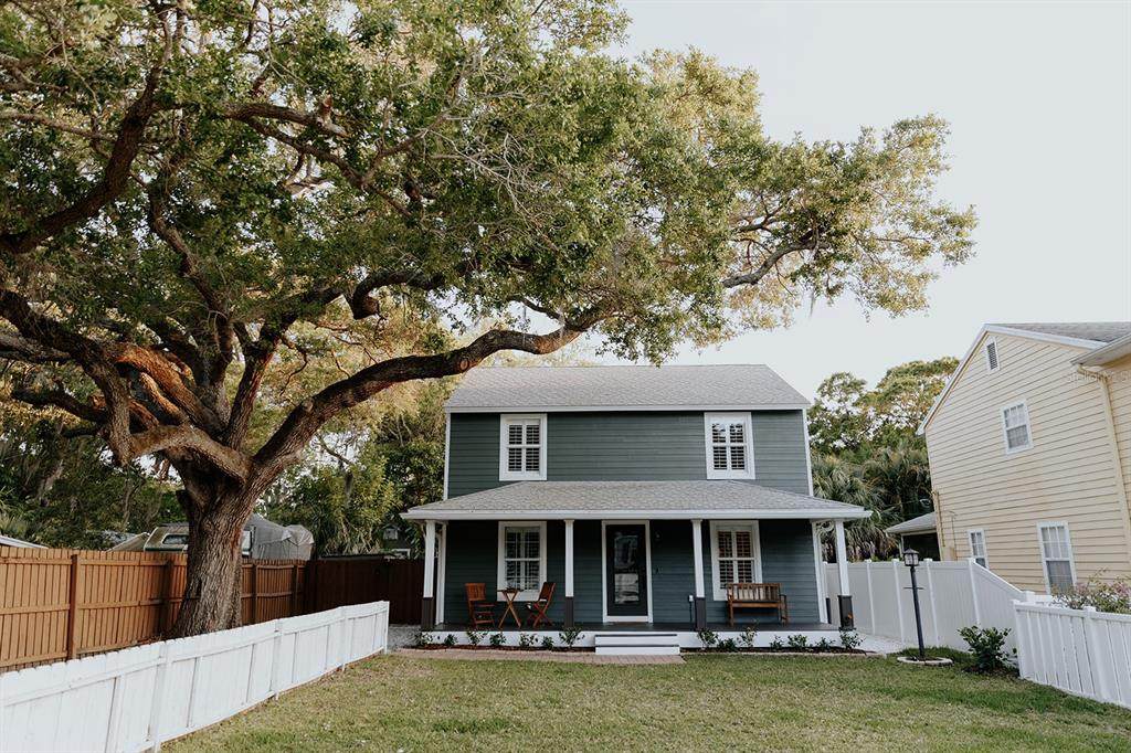 2472 Temple Street - Photo 1