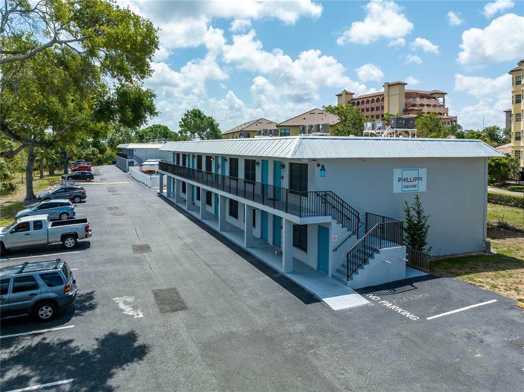 1872 Phillippi Shores Drive - Photo 1