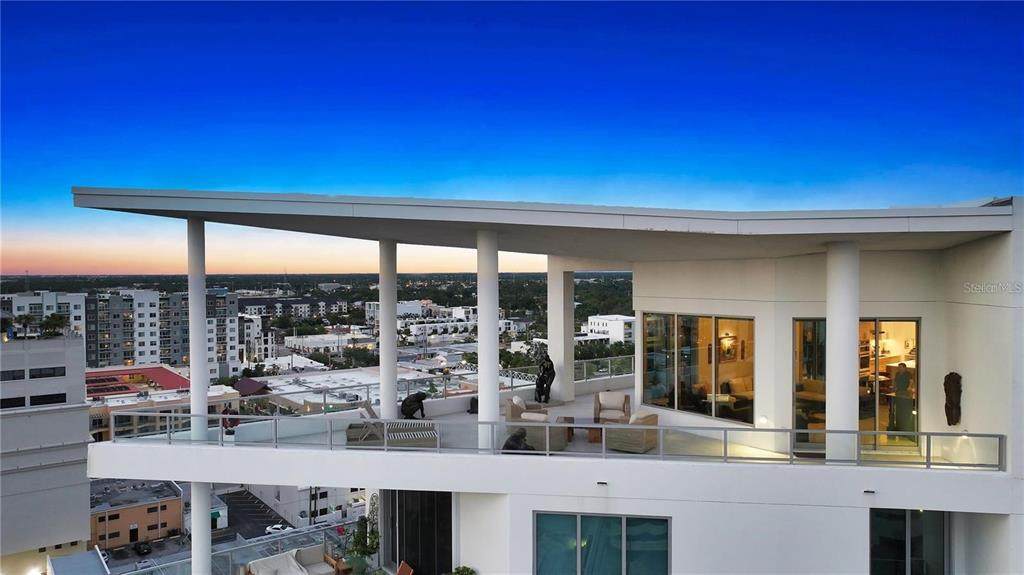 111 Pineapple Avenue - Photo 1