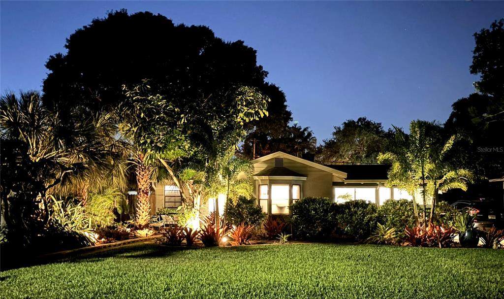 4737 Del Rio Way - Photo 1