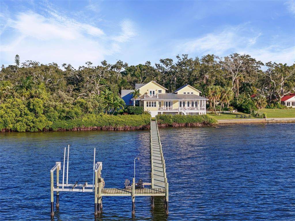 2211 6TH Street - Photo 1