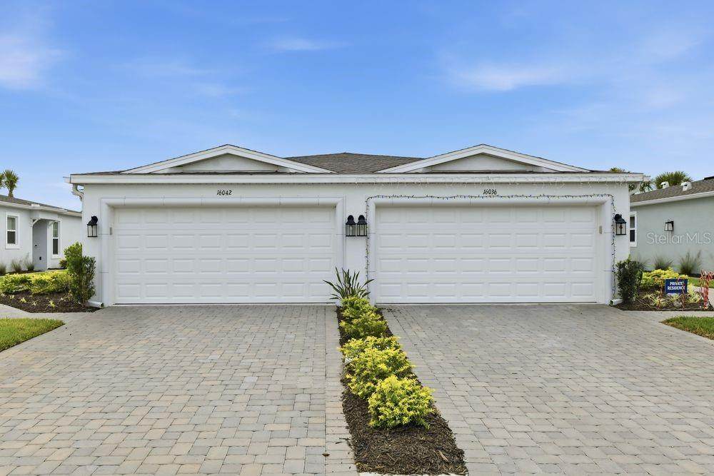 16042 Ivy Ridge Court - Photo 1