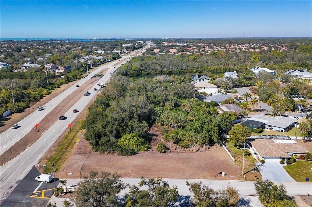 2099 Tamiami Trail - Photo 1