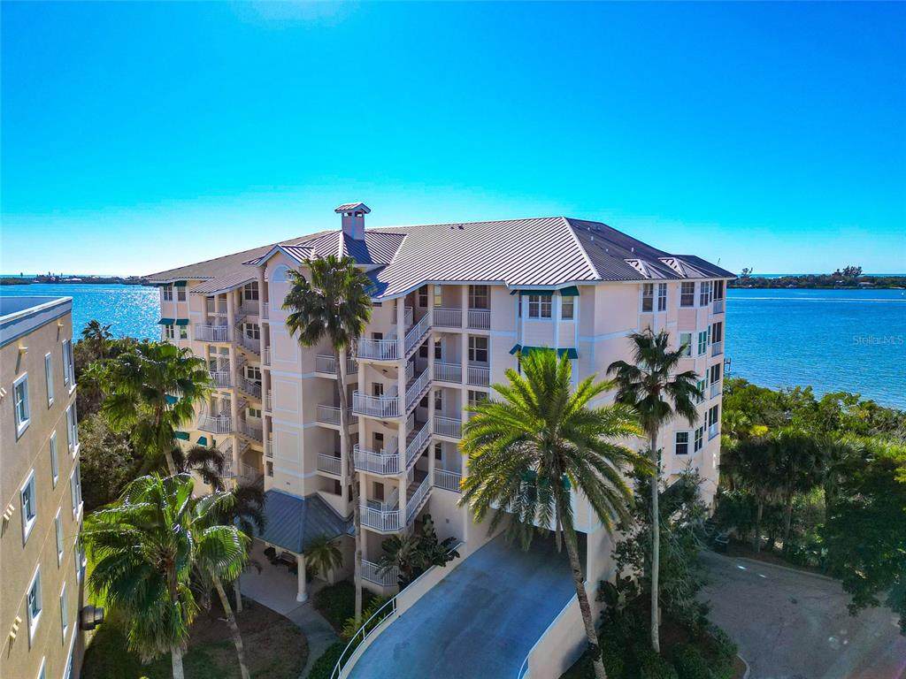 242 Hidden Bay Drive - Photo 1