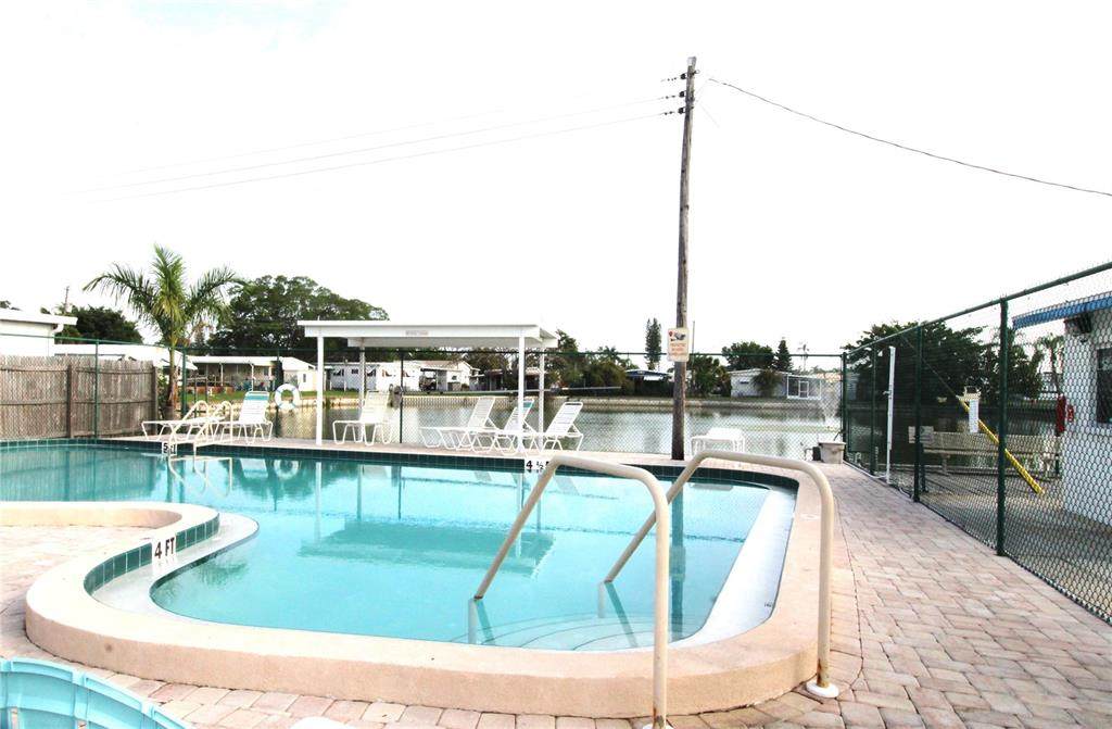 716 49TH Avenue - Photo 1