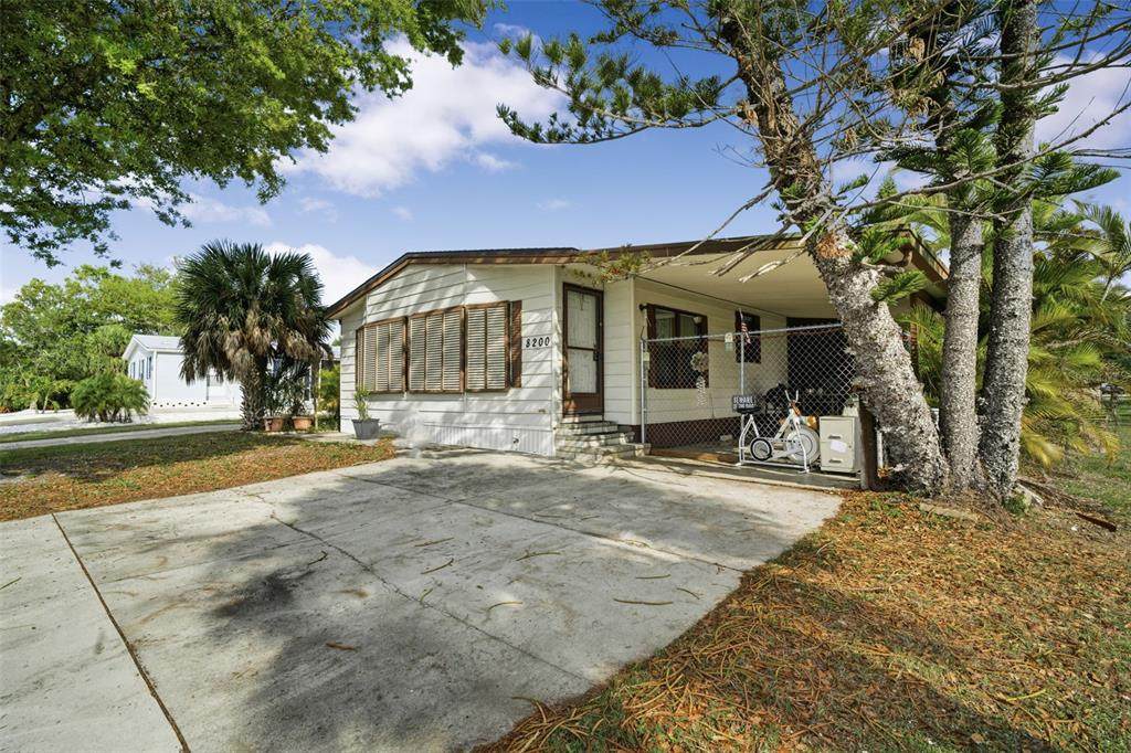 8200 Archie Street - Photo 1