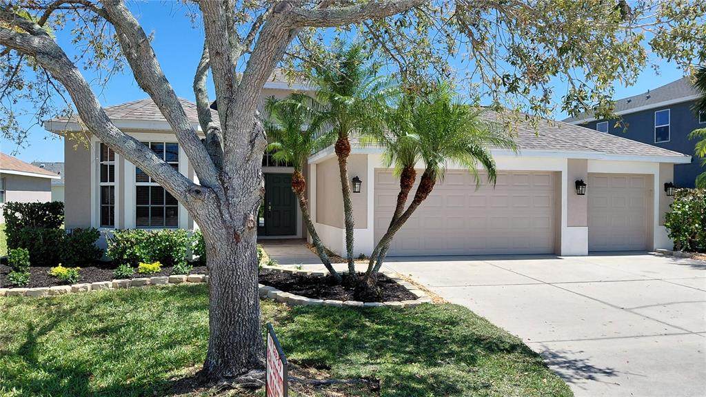 7117 50-TH AVE CIR E - Photo 1