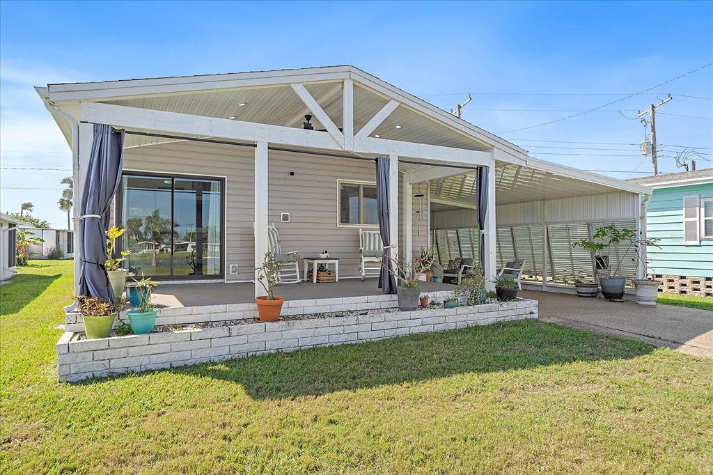 137 Lakeview Drive - Photo 1