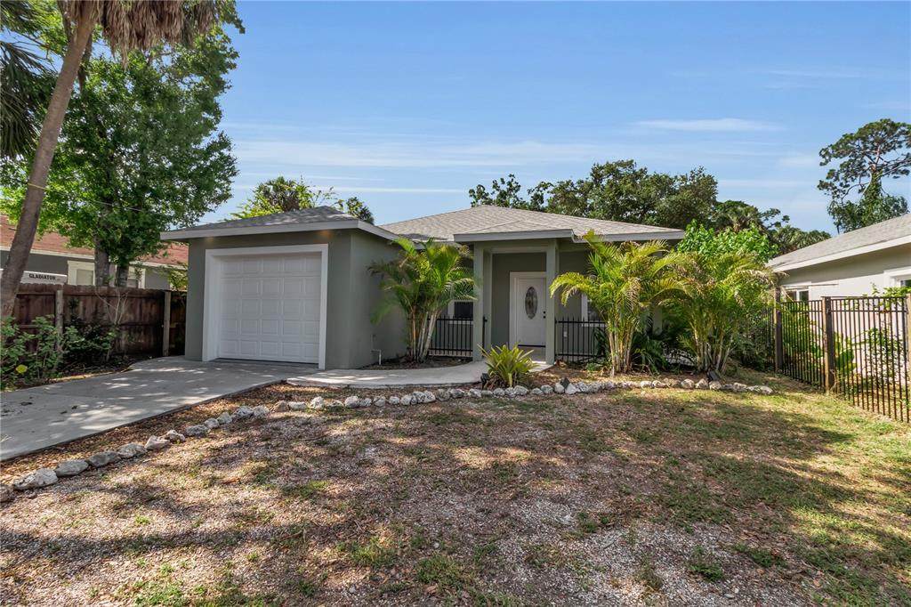 1536 25TH Street - Photo 1