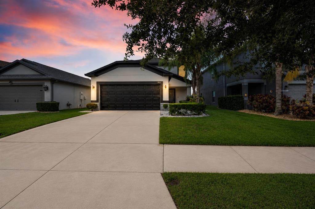 1921 Hawks View Drive - Photo 1