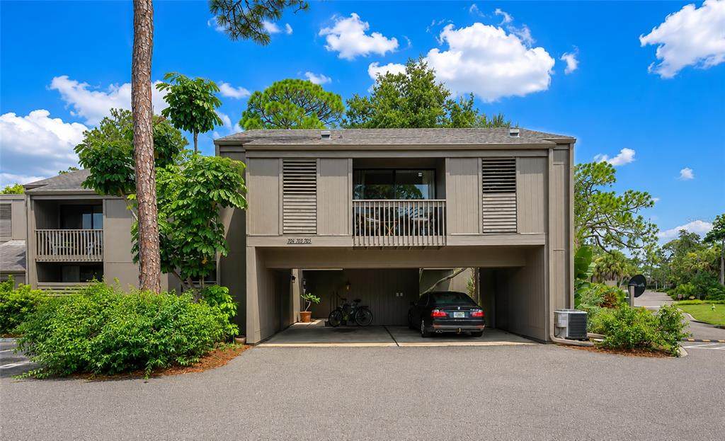 701 Pine Run Drive - Photo 1