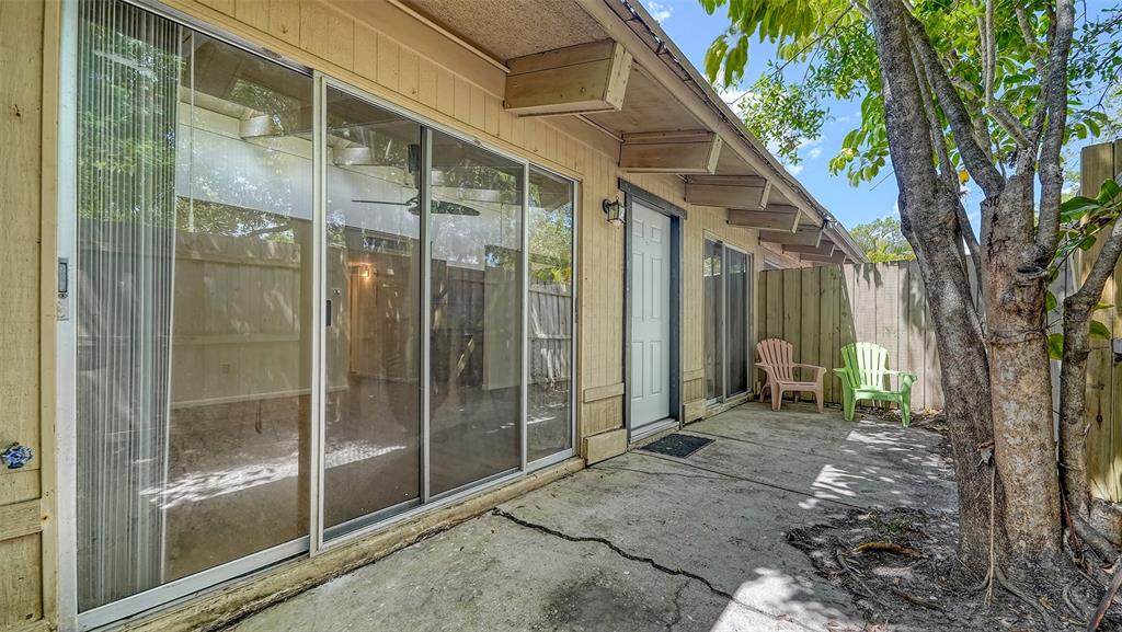 500 Jefferson Avenue - Photo 1
