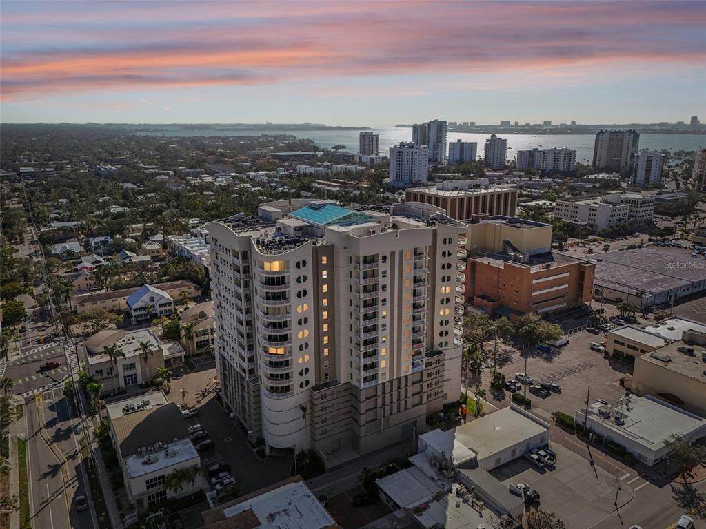 1771 Ringling Boulevard - Photo 1