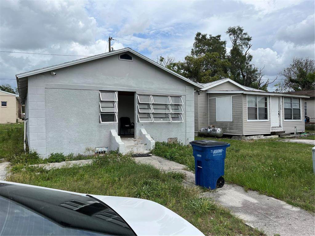 852 Shirley Street - Photo 1