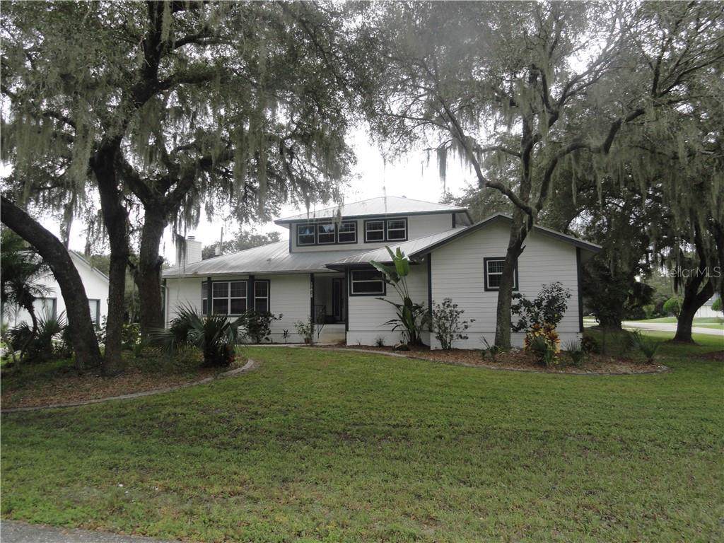 17415 Harris Avenue - Photo 1