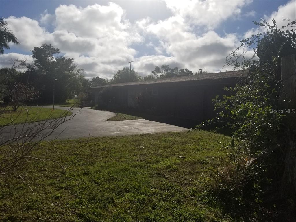 25301 Marion Avenue - Photo 1