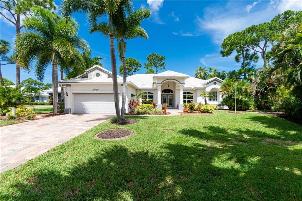 4000 Cape Cole Boulevard - Photo 1