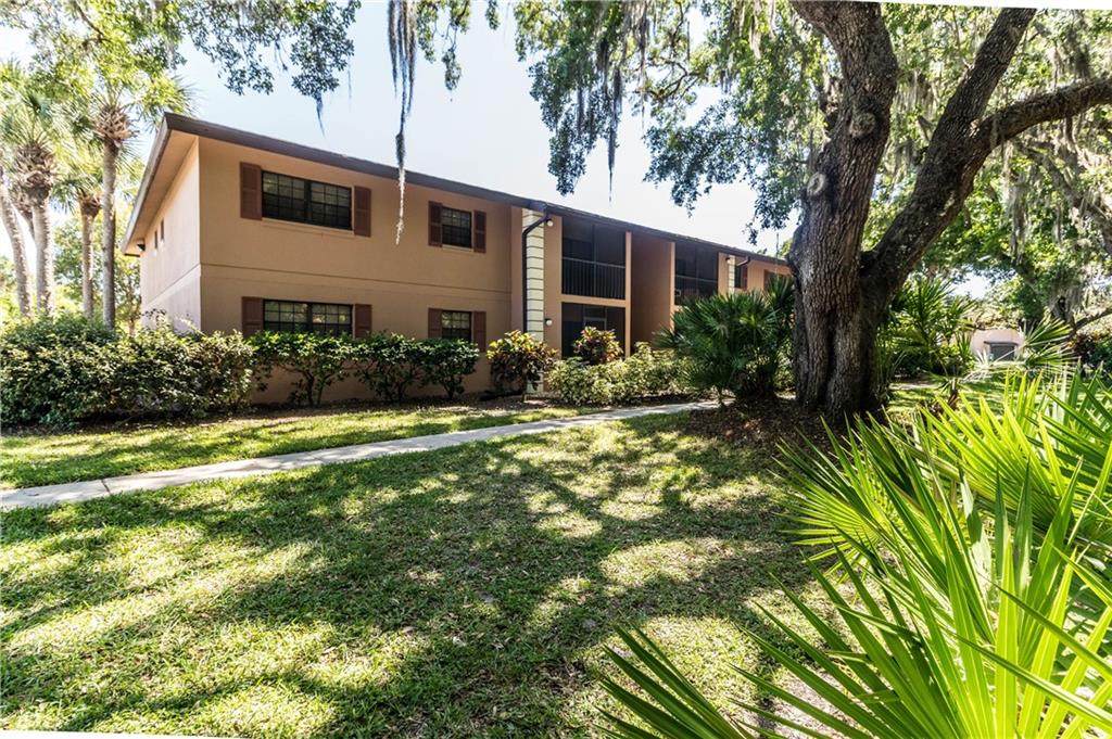 1515 Forrest Nelson Boulevard - Photo 1